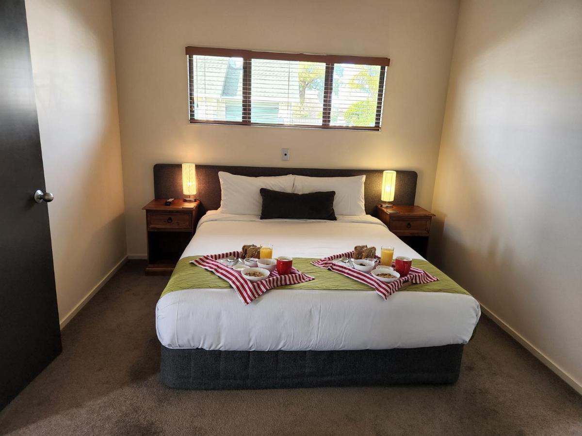 Harvest Lodge Motel Havelock North Kültér fotó